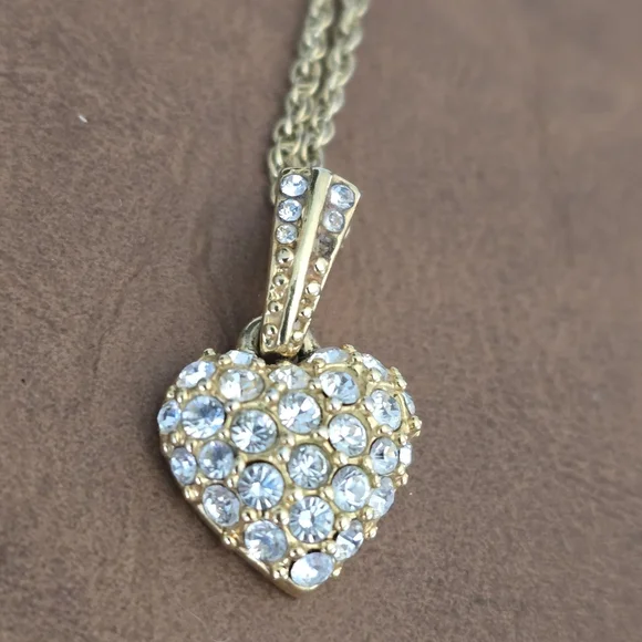 FLASH SALE! Vintage Monet Rhinestone Heart Necklace Goldtone - Picture 2 of 5